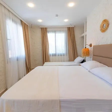 Hotel Aporte Çeşme